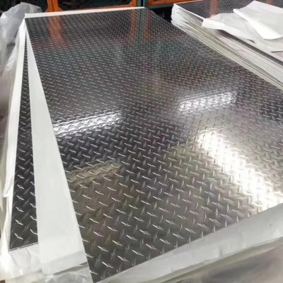 5052 3003 Aluminiumschritt Diamond Plate Mill Finish 500mm