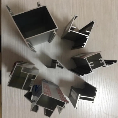 Pulverisieren Sie überzogenes Aluminiumverdrängungs-Profil anodisierte Elektrophorese kundengebundene Dekoration