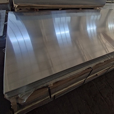 bedeckt gewölbte AluminiumDeckung 5005 3105 4032 glatten die Automobilteile